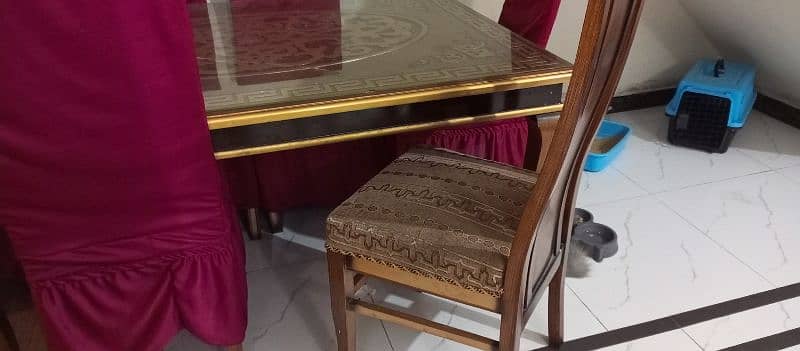 Dining Table 6 seater Versace Style Like new Condition 1