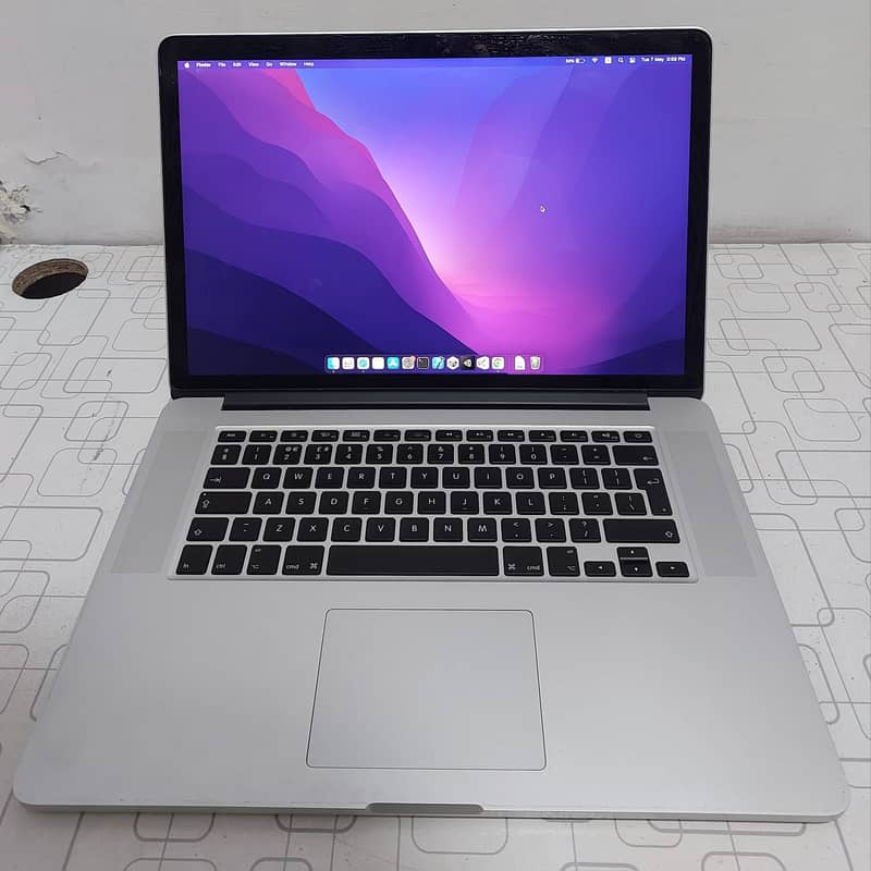 MacBook Pro (Retina, 15-inch, Mid 2015) 2