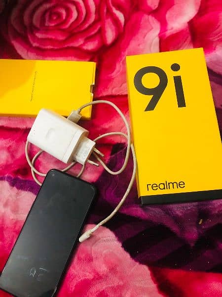 REALME 9i in Lush Condition With box & Charger 0