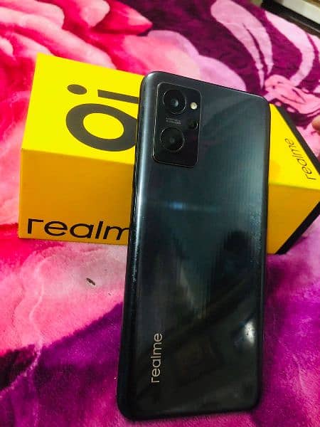 REALME 9i in Lush Condition With box & Charger 1