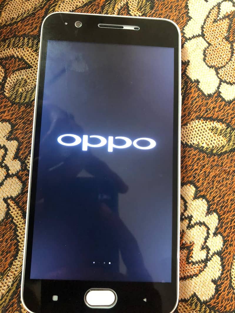 Oppo f1s availble for sale 2