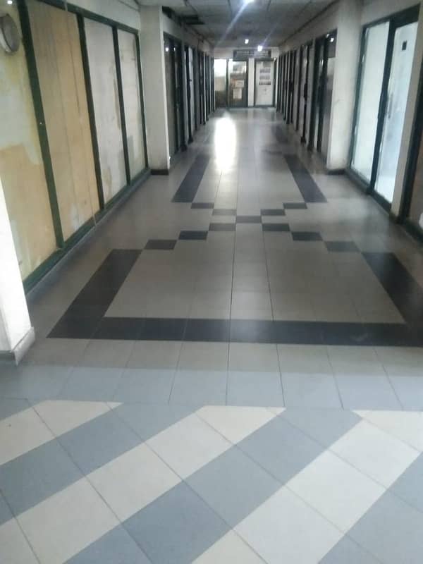 141 Square Feet Office Ideally Situated In Main Boulevard Gulberg 2