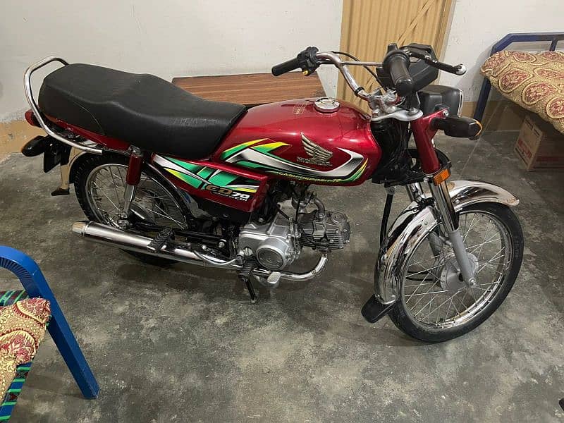 I want to sell my Honda CD 70, Mardan Number, Lush condition 0