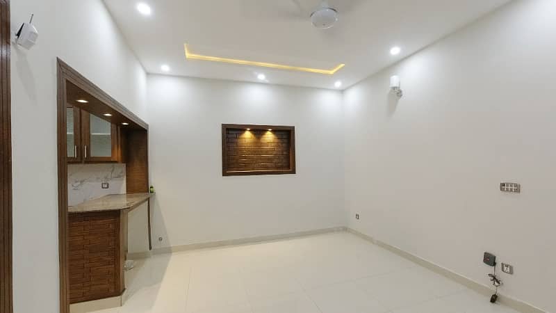 Perfect Prime Location 7 Marla House In Bahria Town Phase 8 - Abu Bakar Block For rent 5