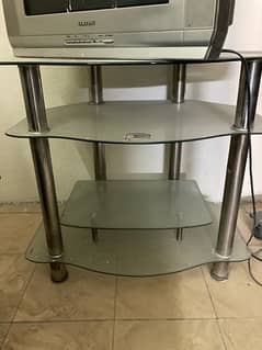 tv or table dono sale krne he 12000