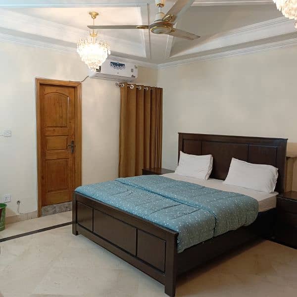 Guest house, appointment & hostel rooms available 11
