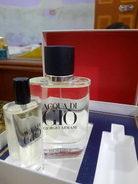 Giorgio Armani Aqua Dio Gio perfume 1