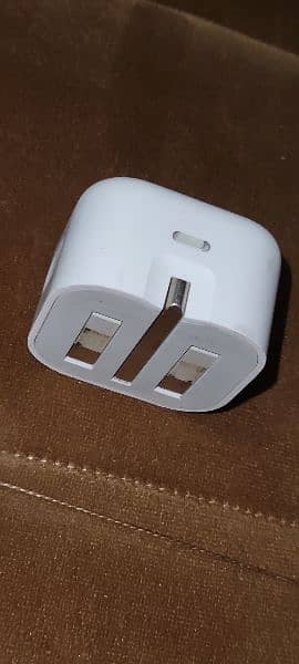 Iphone Orignal 20 Watt Charger & cable 0