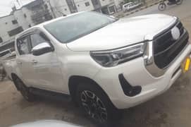 Toyota Hilux 2021/22 only 990 km