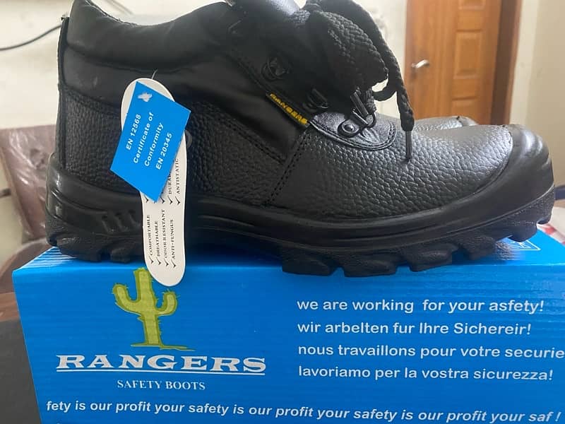 safety shoes 4