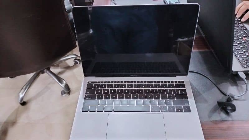 MacBook Pro, Core I-5 for Sale 4