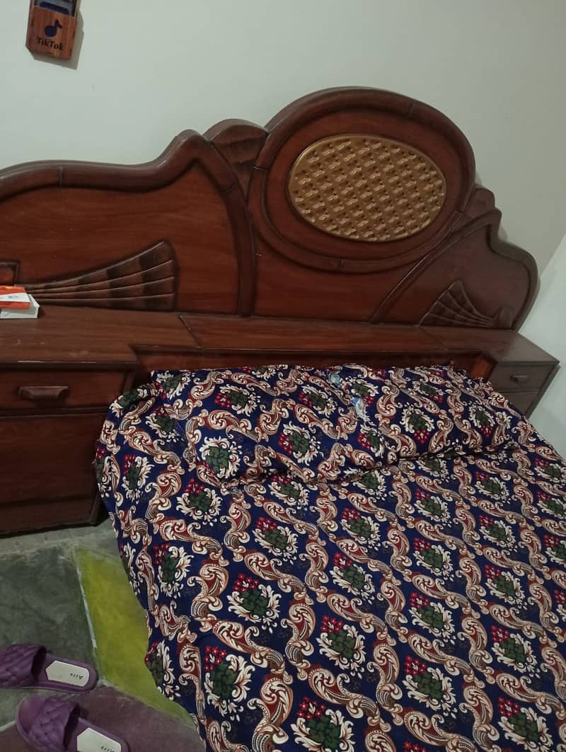 bed+dressing+almirah for sale 0