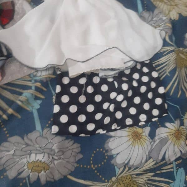 baby baba garments imported suits & hanging stand with hanger. 15