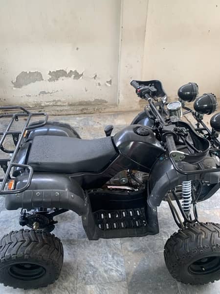 **Very minimal used atv up for grab** (read Info) 2