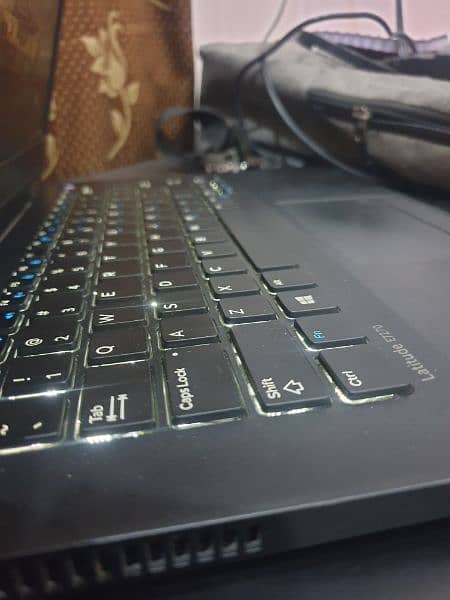 Dell latitude e7270 laptop 4