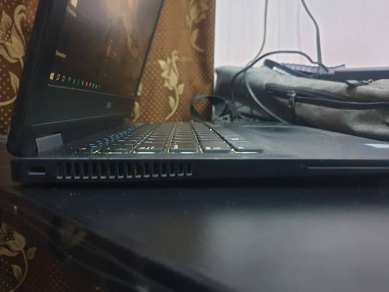 Dell latitude e7270 laptop 5