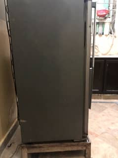 dawlance big refrigerator