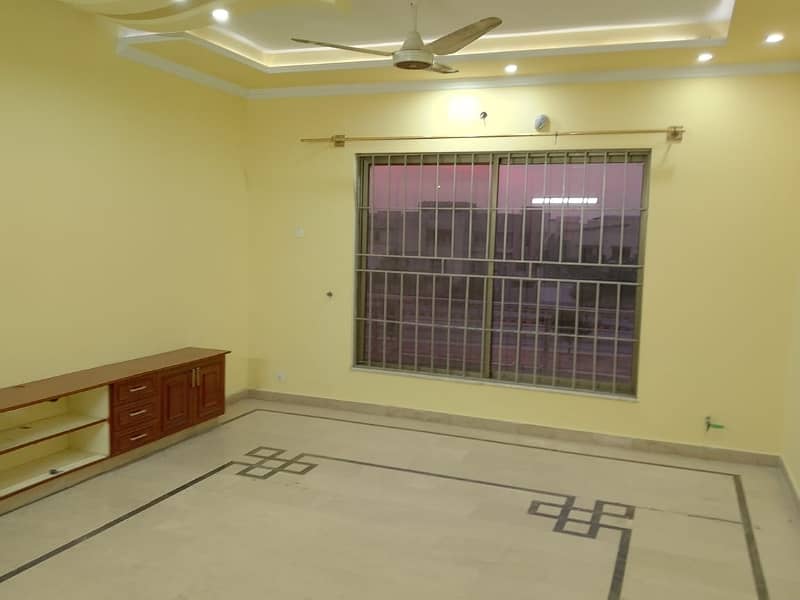 1 kanal Beautiful house upper Protion Available For Rent in Dha phase 2 4