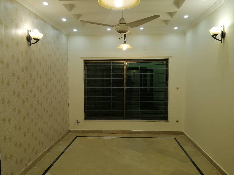 1 kanal Beautiful house Available for Rent in Dha phase 2 Islamabad 6