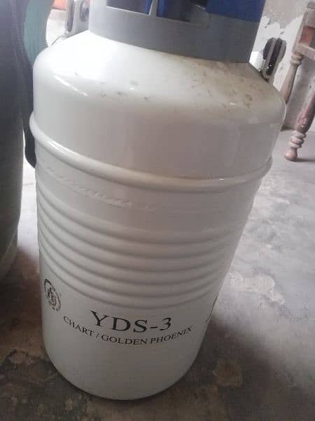 liquid nitrogen artificial insemination container 2