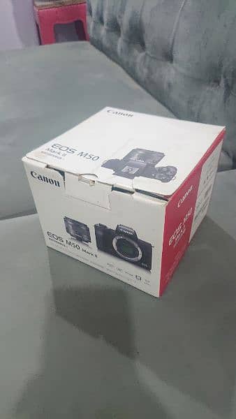 Canon M50 mark ii  (15-45mm lens} White colour with Box 5