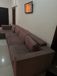 L shaped sofa with table