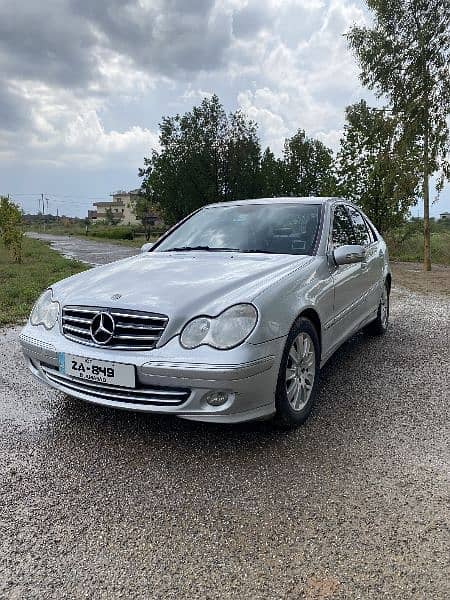 Mercedes C180 In Immaculate Condition 1