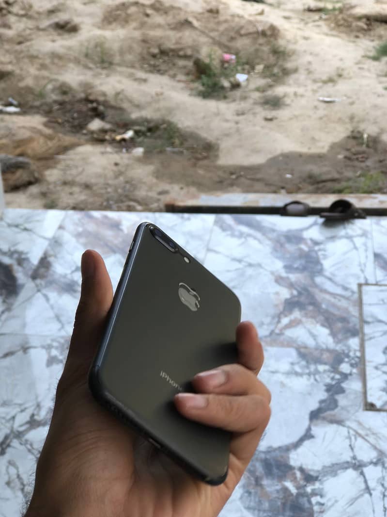 IPhone 8Plus | 10/10 Condition | Bahria Town Lahore 4