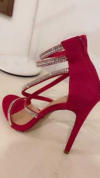 brand new heels 1