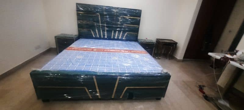 Velvet Bed Set up for sale 1