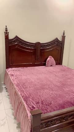 king size bed