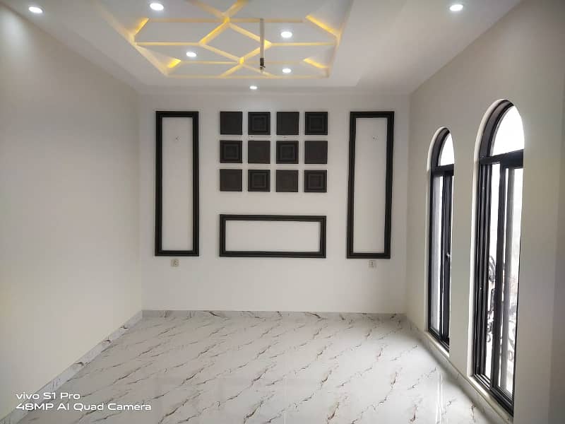5 Marla Brand New House For Sale In Al Razzaq Royells Phase 2 11