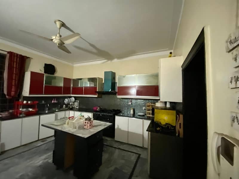 21 Marla House For Sale Alpha Society phase Canal Road Opposite Doctors Hospital 9