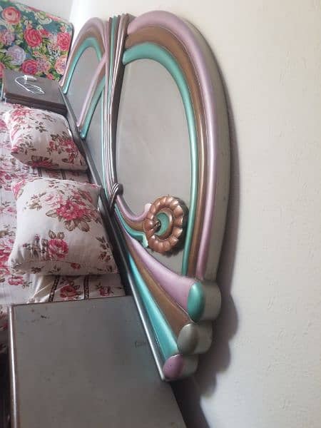 Deco Painted Bed 1
