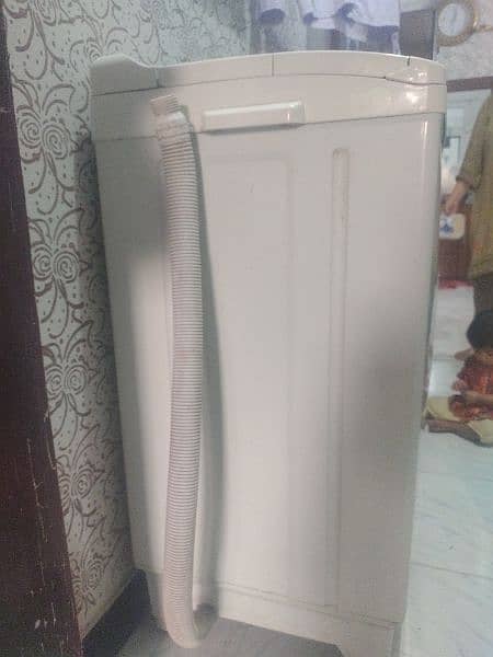 I am selling washing machine Brand Imdus 1