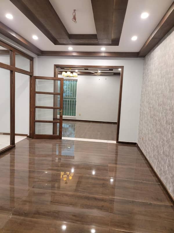 Facing Park 01 Kanal Full Renovation House Is Available For Sale 14