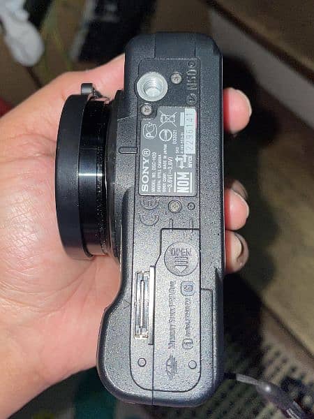 SONY camera DSC H20 all ok condition 10/8 urgent sell 1