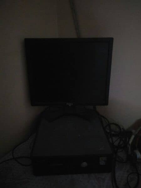 pc,monitor,keyboard and mouse complete set 0