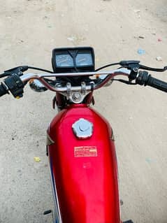 Honda 125 2022 ( 2 month )