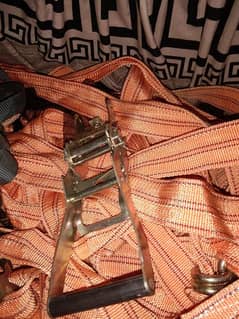 load samaan bandhny wali belts with machine