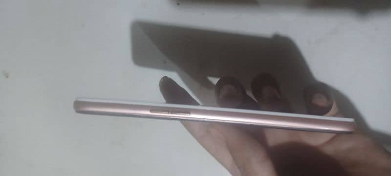 Oppo a37m 8gb ram / 128 space 3