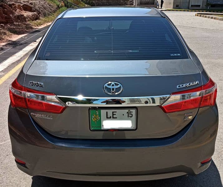 Toyota Corolla GLI 2015 4