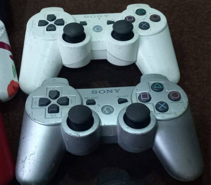 ps3 controller available 2