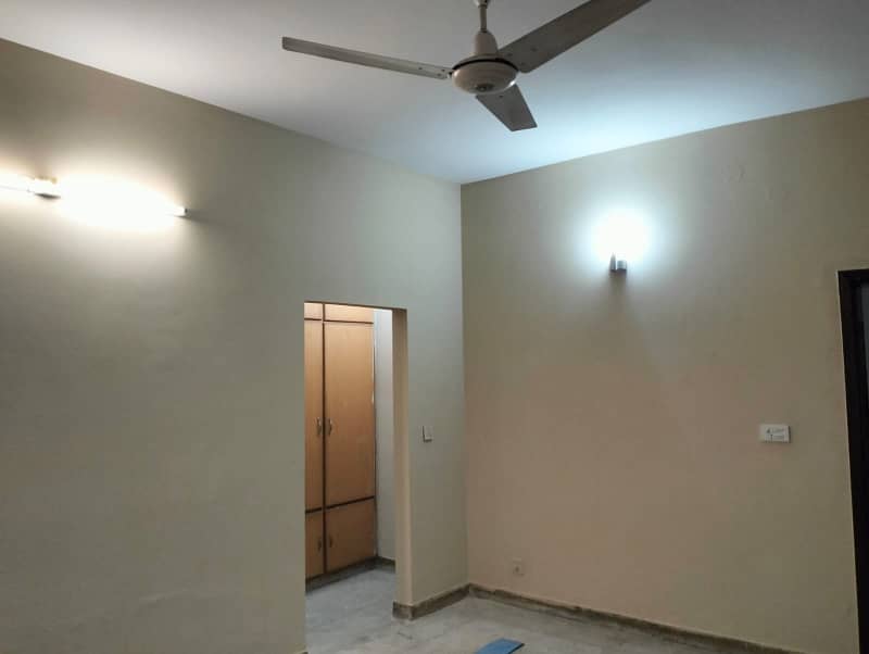 10 Marla House Near To Market for Rent in Askari 10 13