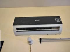 Haier AC DC Inverter 1.5ton For Sale WhatsApp number 03220941926