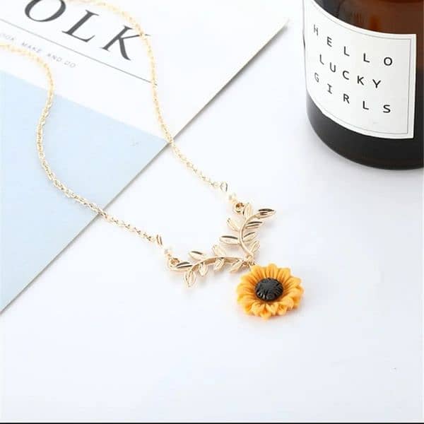 sun flower necklace 2