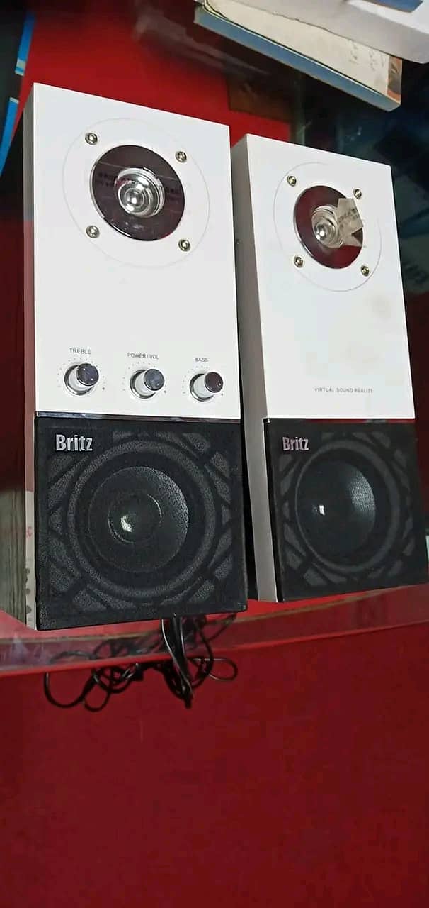 Britz speakers Bass Boosted 3