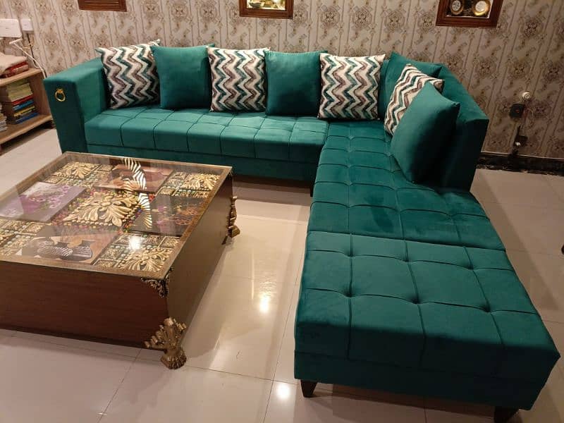 Elegant Green L - Shaped Sofa 0