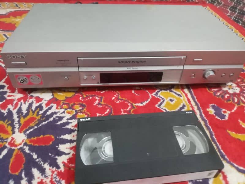 LG panasonic sony vcr ok and good condition full working 3