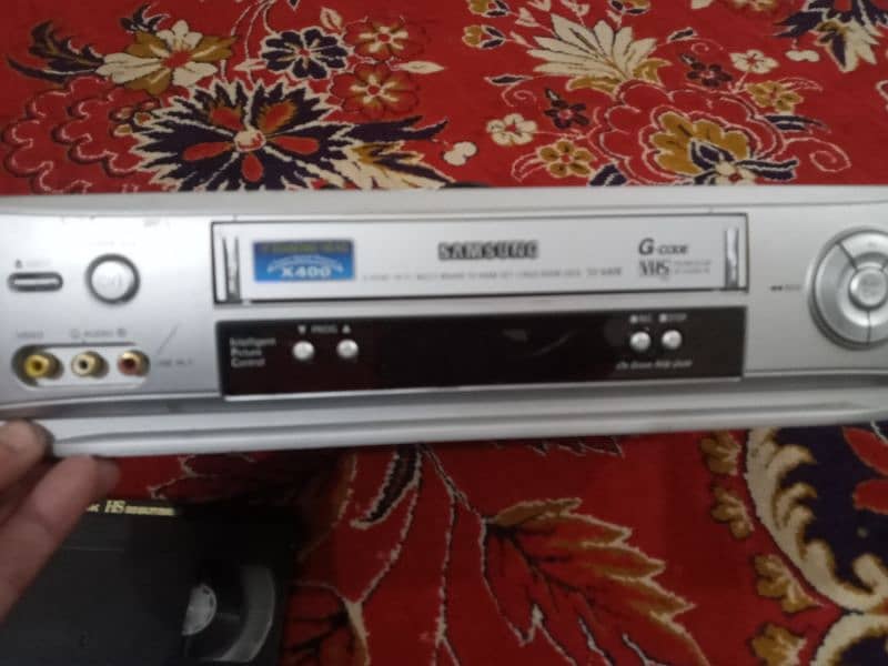 LG panasonic sony vcr ok and good condition full working 9